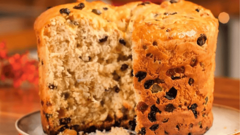 Panetone caseiro que derrete na boca e conquista toda a família
